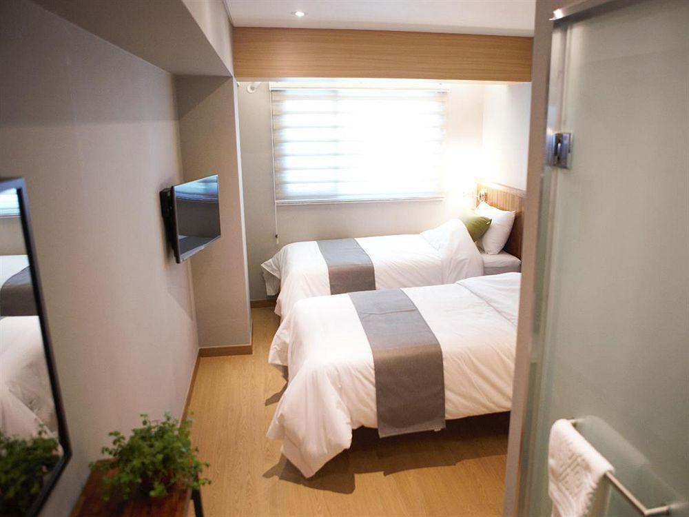 Hostel Cleo Seoul Hongdae Eksteriør billede