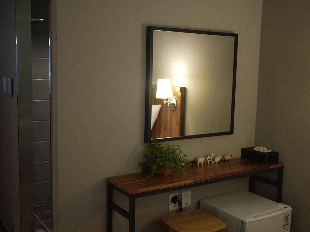 Hostel Cleo Seoul Hongdae Eksteriør billede
